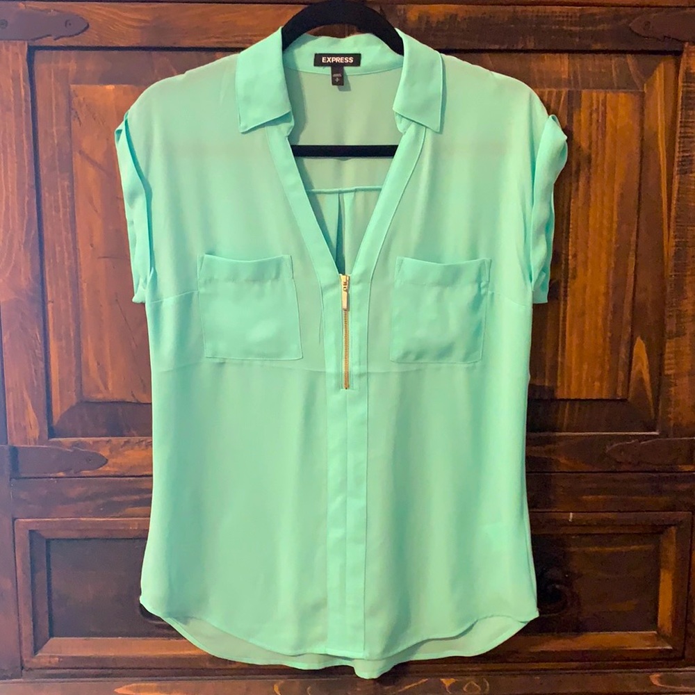 Express mint green small top